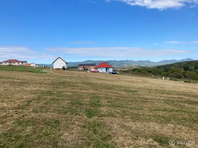 Eladó telek Berkenye 2000 nm