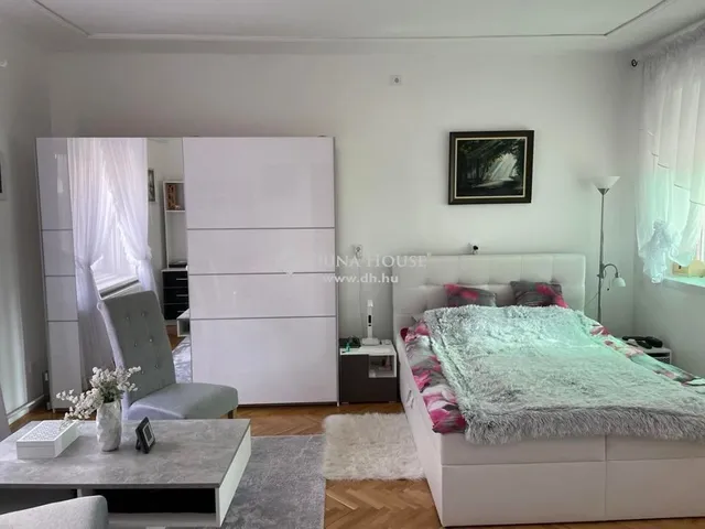 Eladó ház Hódmezővásárhely 192 nm