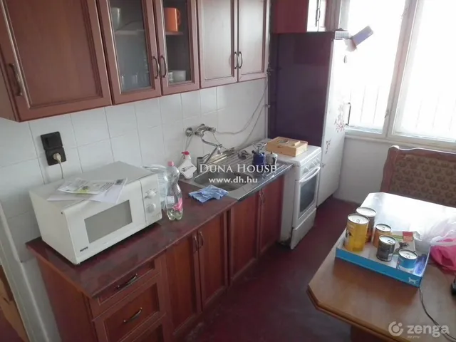 Eladó mezőgazdasági ingatlan Csongrád 696 nm