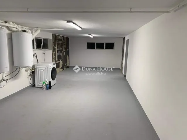 Eladó ház Lajosmizse 170 nm