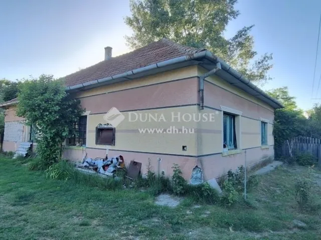Eladó mezőgazdasági ingatlan Ásotthalom 150 nm