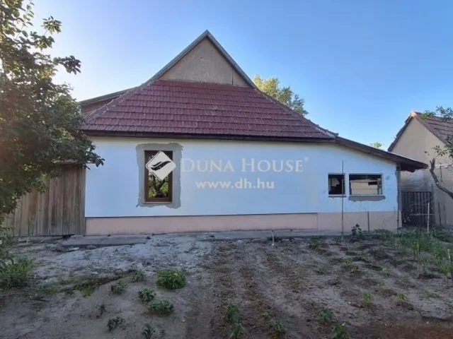 Eladó mezőgazdasági ingatlan Ásotthalom 150 nm