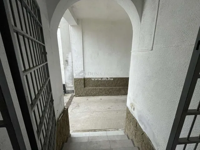 Eladó ház Szeged, Alsóváros 213 nm