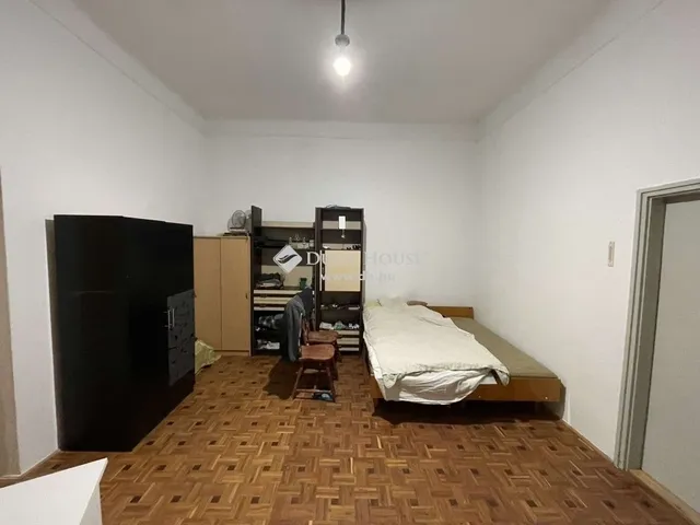 Eladó ház Szeged, Alsóváros 213 nm