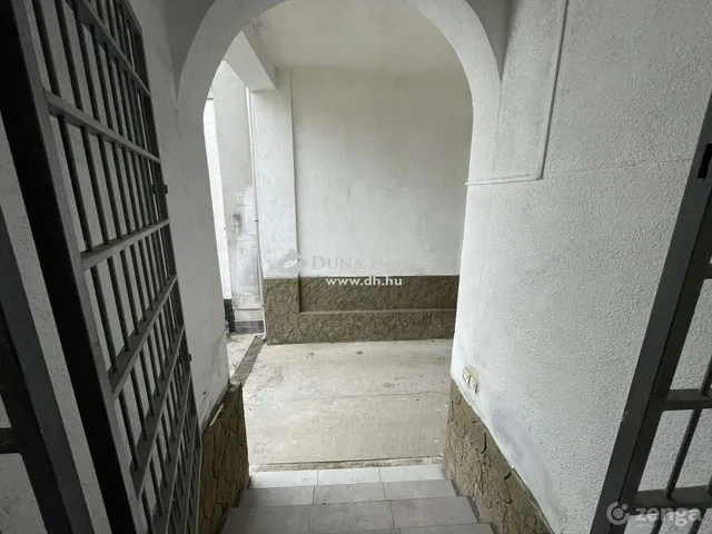 Eladó ház Szeged, Alsóváros 213 nm
