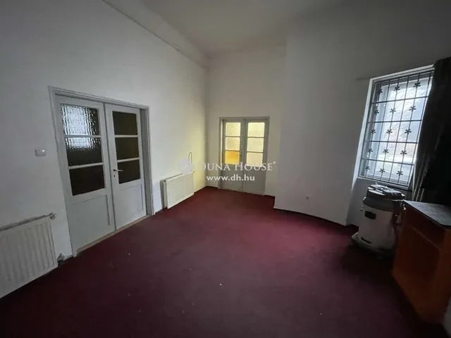 Eladó ház Szeged, Alsóváros 213 nm
