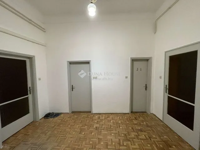 Eladó ház Szeged 213 nm