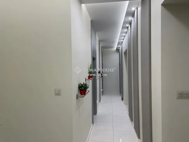 Eladó lakás Szeged 302 nm