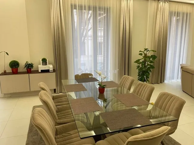 Eladó lakás Szeged 302 nm