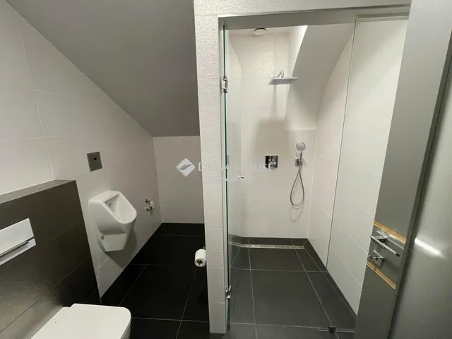 Eladó lakás Szeged 302 nm