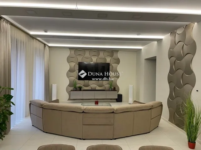 Eladó lakás Szeged 302 nm