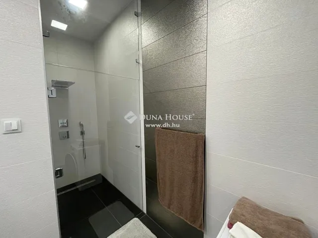 Eladó lakás Szeged 302 nm