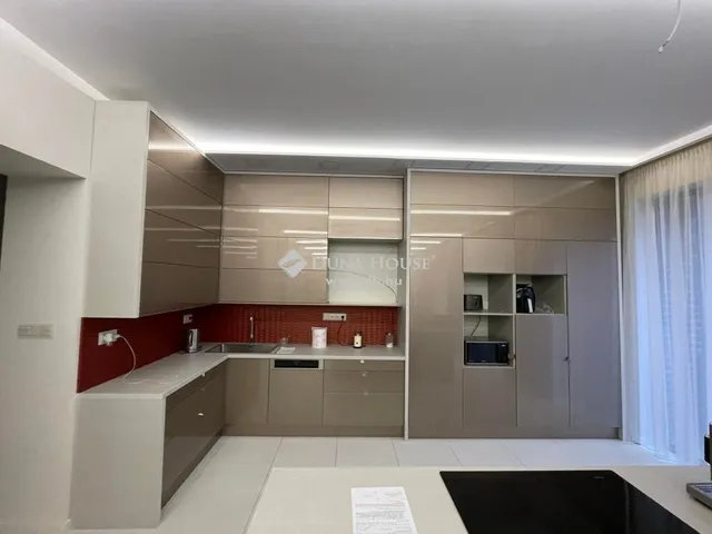 Eladó lakás Szeged 302 nm