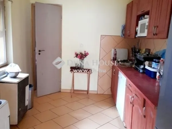 Eladó ház Szeged, Petőfitelep 70 nm
