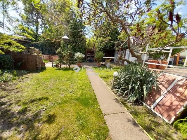 Eladó ház Szeged, Móraváros 135 nm