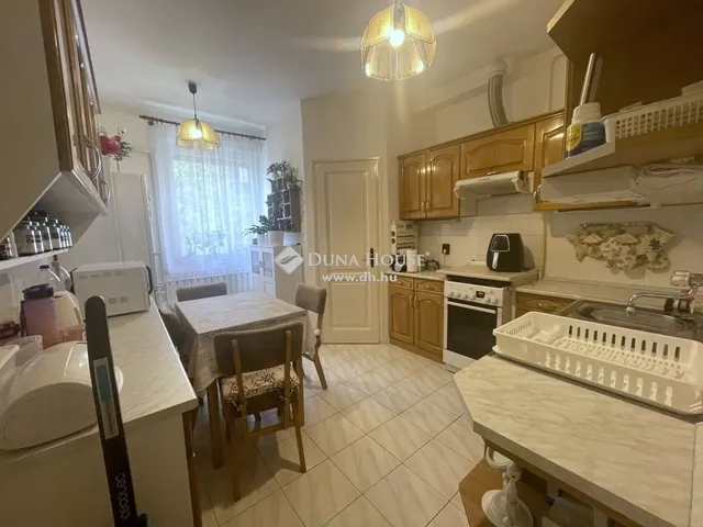 Eladó lakás Szeged 64 nm