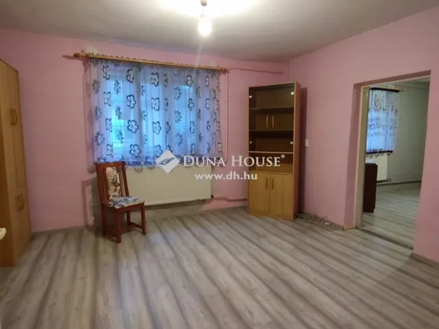 Eladó ház Mindszent 84 nm