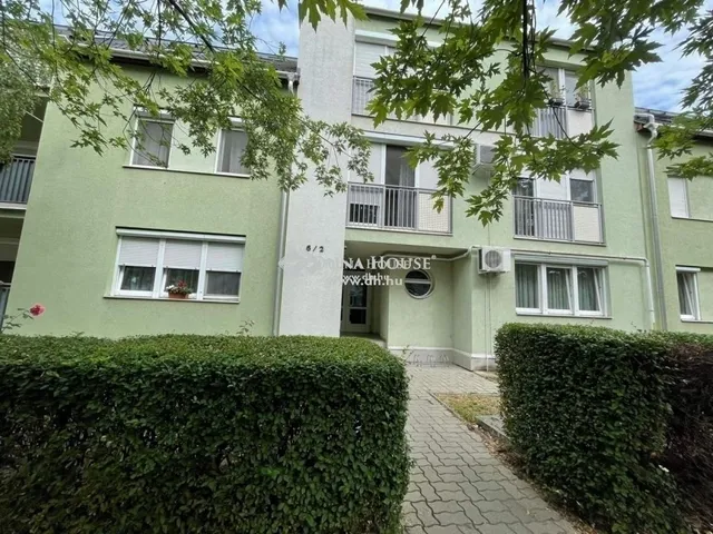 Eladó lakás Szeged 83 nm