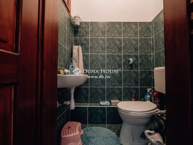 Eladó ház Szeged 304 nm