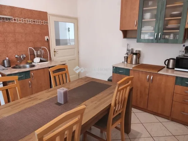 Eladó lakás Szeged 76 nm