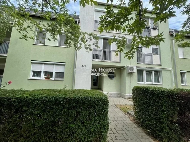 Eladó lakás Szeged 83 nm