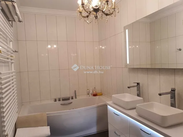 Eladó lakás Szeged, Felsőváros 207 nm