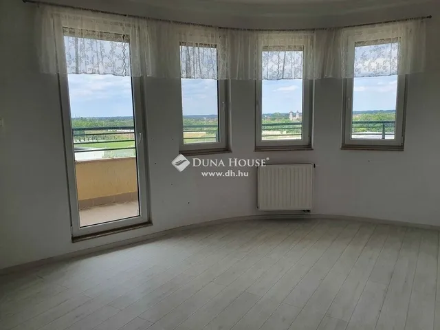 Eladó lakás Szeged, Felsőváros 207 nm
