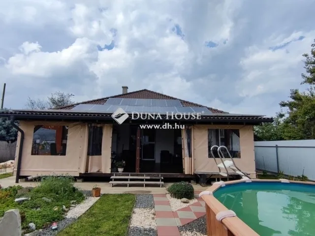 Eladó ház Deszk 129 nm