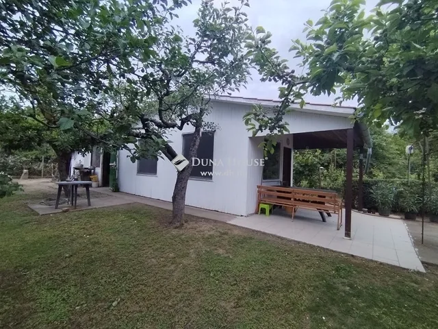 Eladó üdülő és hétvégi ház Szeged 25 nm