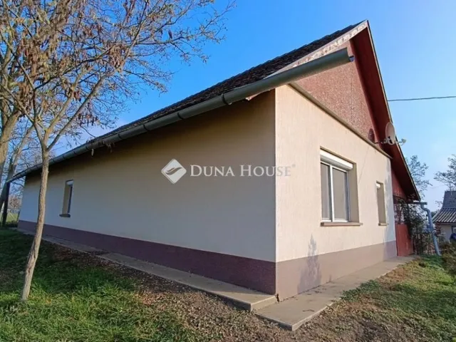 Eladó ház Szentes 96 nm
