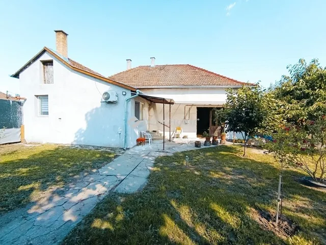 Eladó ház Hódmezővásárhely 92 nm
