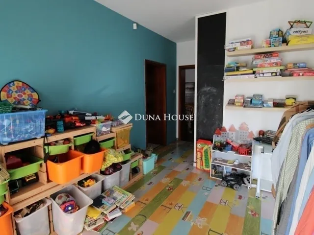 Eladó ház Szeged, Tápé 203 nm