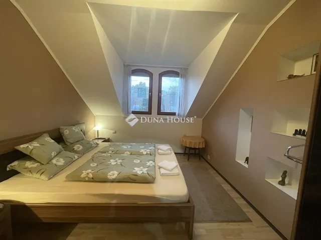 Eladó ház Szeged, Petőfitelep 341 nm