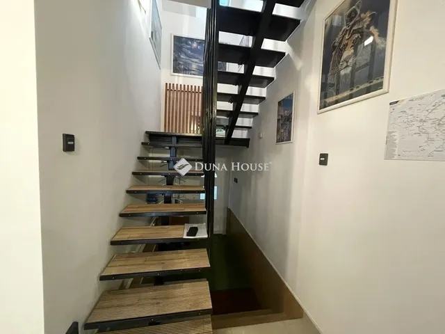 Eladó ház Szeged, Petőfitelep 341 nm