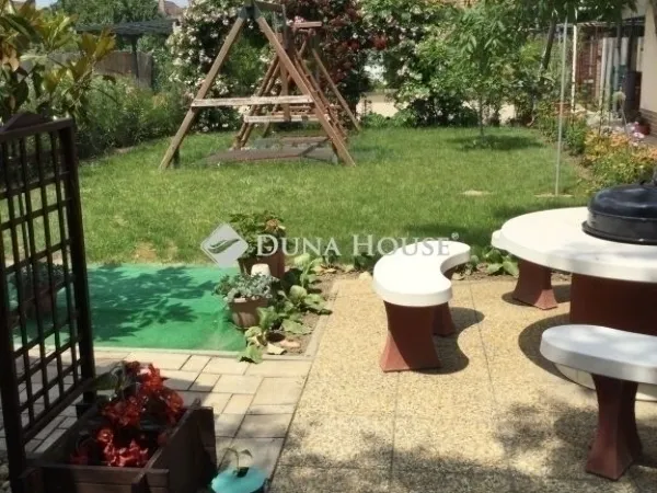 Eladó ház Szeged, Petőfitelep 341 nm