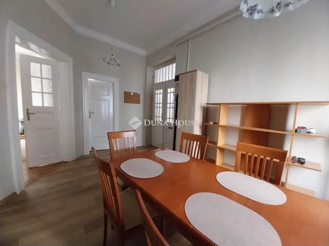 Kiadó lakás Szeged 86 nm