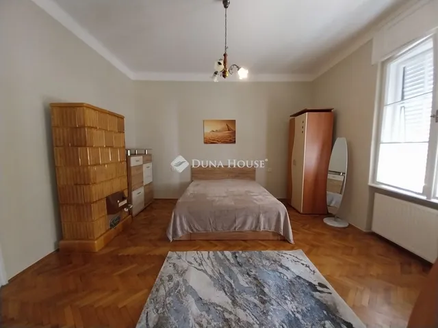 Kiadó lakás Szeged 86 nm