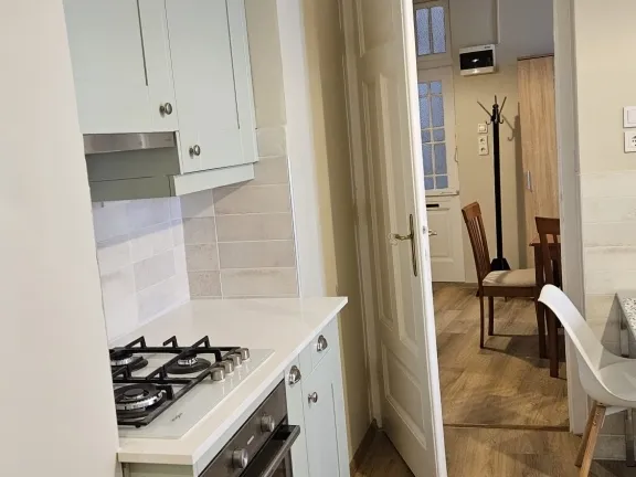 Kiadó lakás Szeged 86 nm