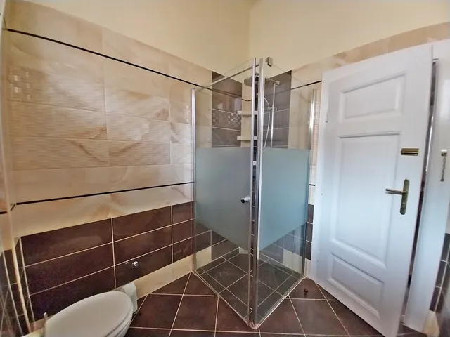 Kiadó lakás Szeged 86 nm