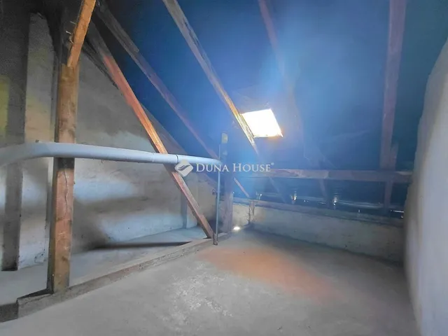 Eladó lakás Szeged 21 nm