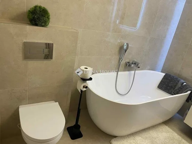 Eladó lakás Szeged, Rókus 195 nm