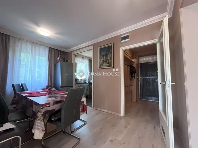 Eladó lakás Szeged 70 nm