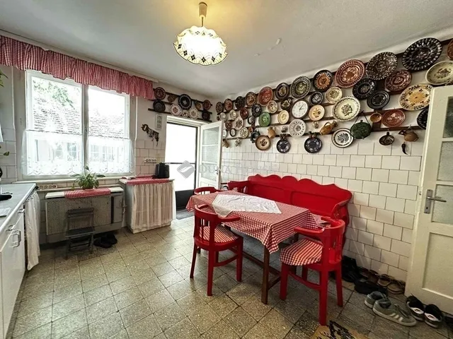 Eladó ház Hódmezővásárhely 173 nm