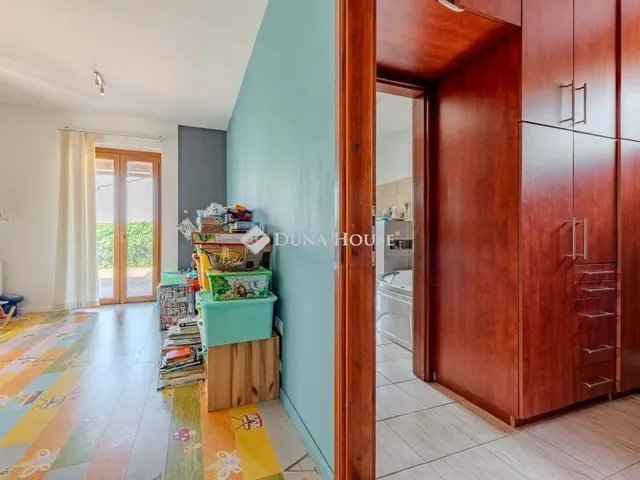 Eladó ház Szeged, Tápé 200 nm