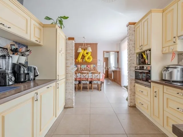 Eladó ház Szeged, Tápé 200 nm