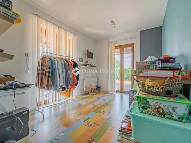 Eladó ház Szeged, Tápé 200 nm