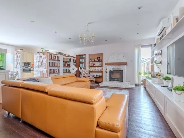 Eladó ház Szeged, Tápé 200 nm