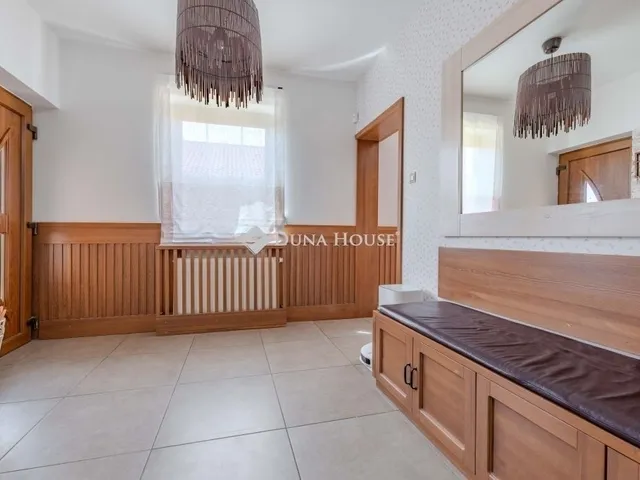 Eladó ház Szeged, Tápé 200 nm