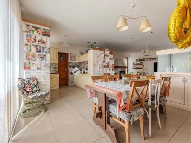 Eladó ház Szeged, Tápé 200 nm