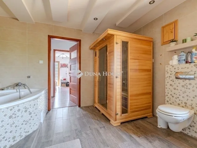 Eladó ház Szeged, Tápé 200 nm